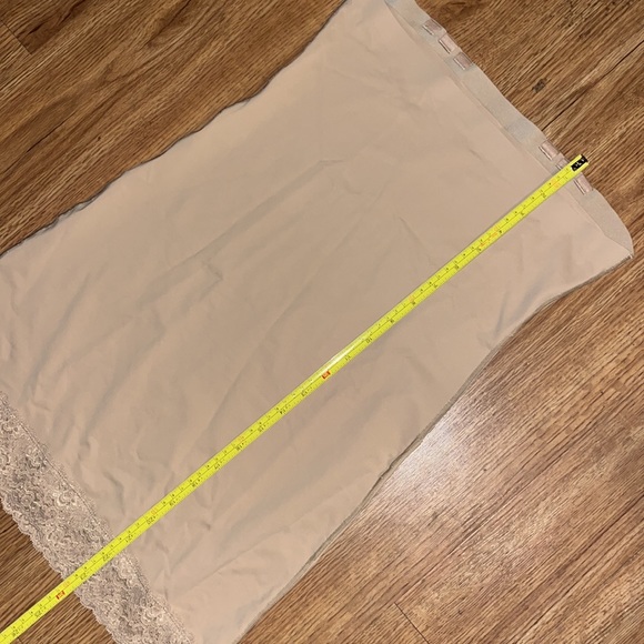 🫦🔥• 🤎 Hooked Up x Snatch …hhhh Vibes 🤎• 🔥🫦 - Picture 2 of 6